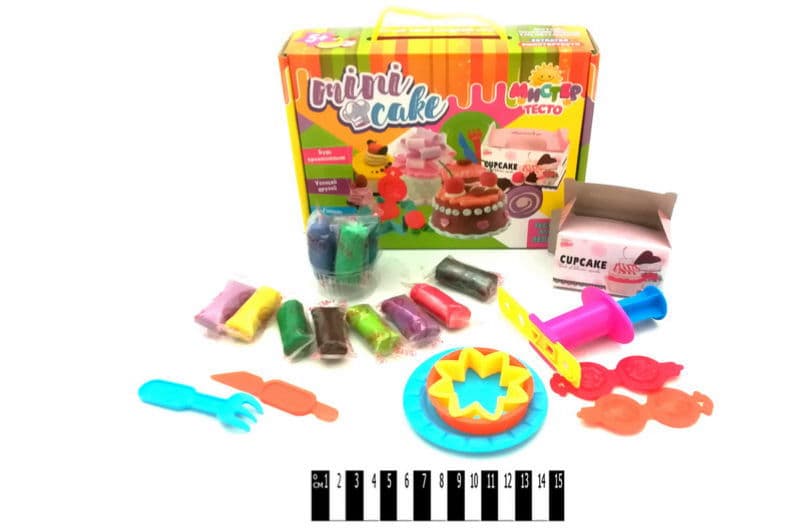 Набір для ліпки "Містер тісто - Mini Cake" в коробці 71204 STRATEG